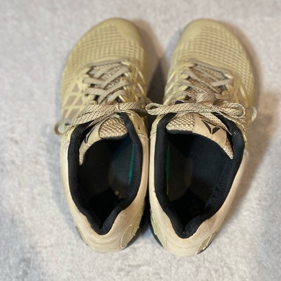 Reebok Crossfit Nano Women’s Cross Trainer Size 9 - Picture 2 of 8